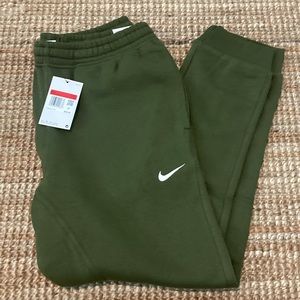 Nike Sweatpants Sportswear Club Fleece Joggers Dark Green L (826431 327)